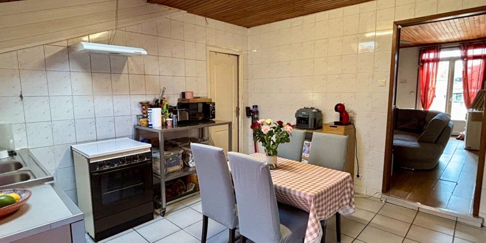 maison à LABOUHEYRE (40210)