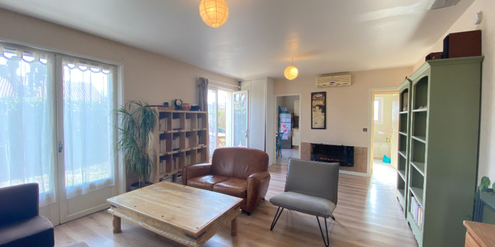 maison à ST PIERRE DU MONT (40280)