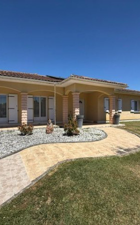 Maison  YGOS ST SATURNIN