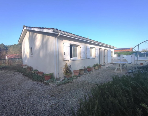 maison  ST PIERRE DU MONT