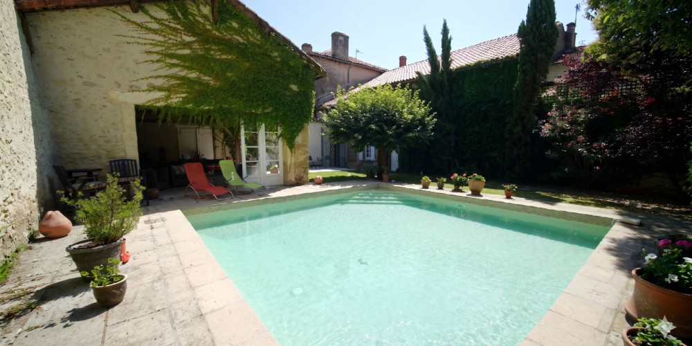 maison à GEAUNE (40320)