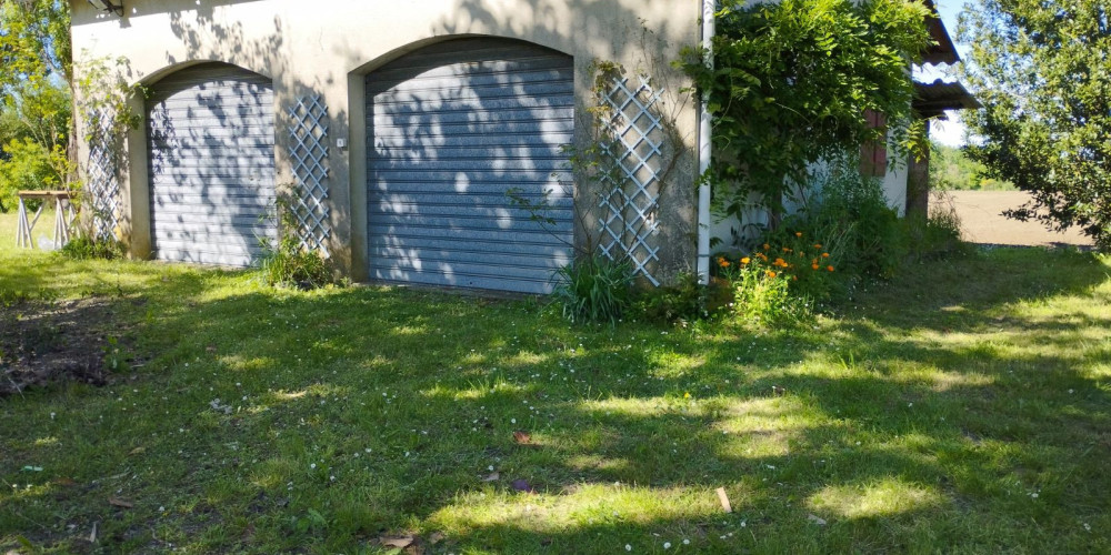 maison à LACAJUNTE (40320)