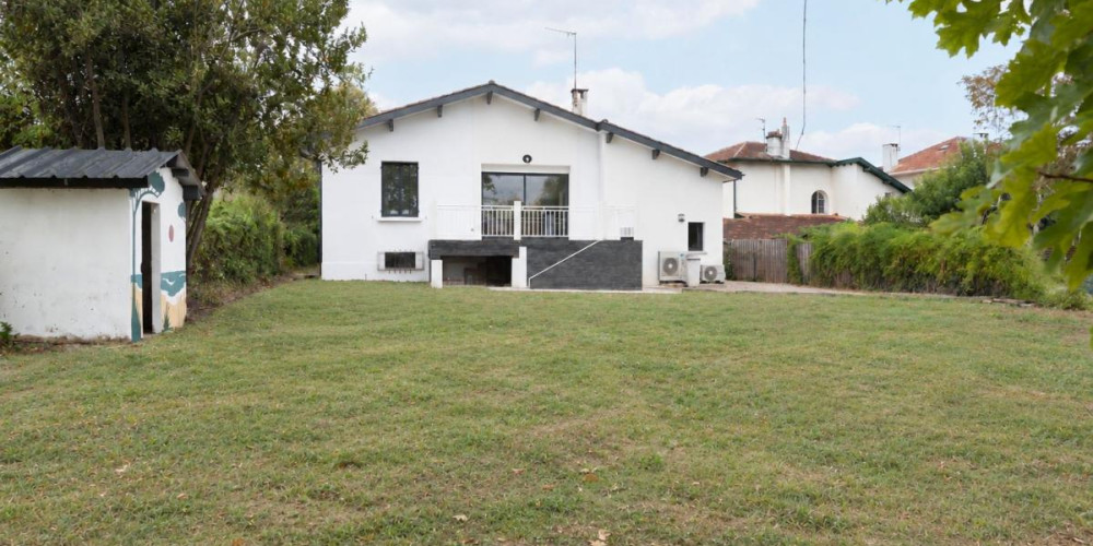 maison à MONT DE MARSAN (40000)