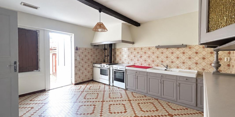 maison à BASTENNES (40360)