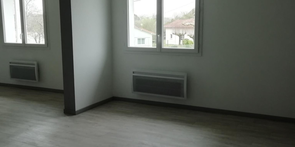 appartement à ST SEVER (40500)