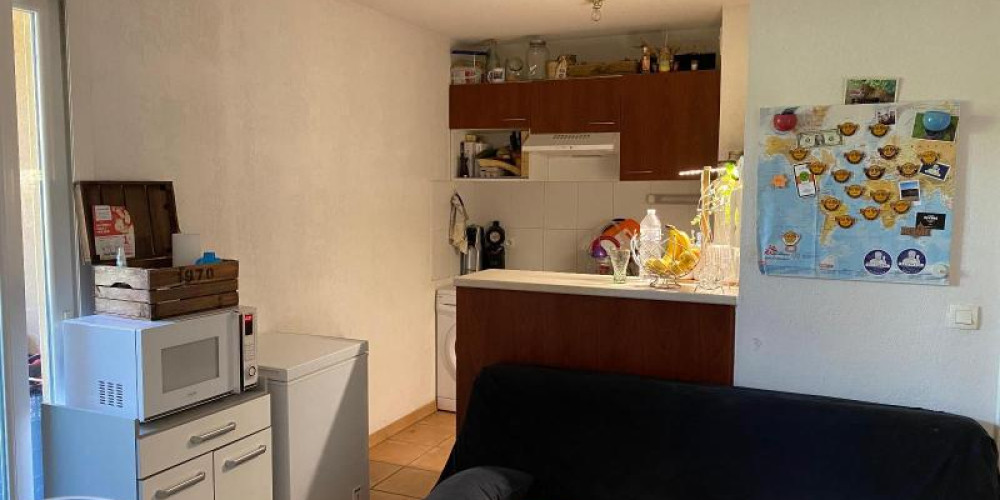 appartement à ST PIERRE DU MONT (40280)