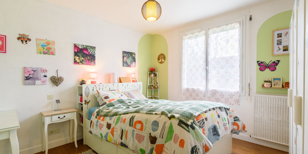 maison à ST PIERRE DU MONT (40280)