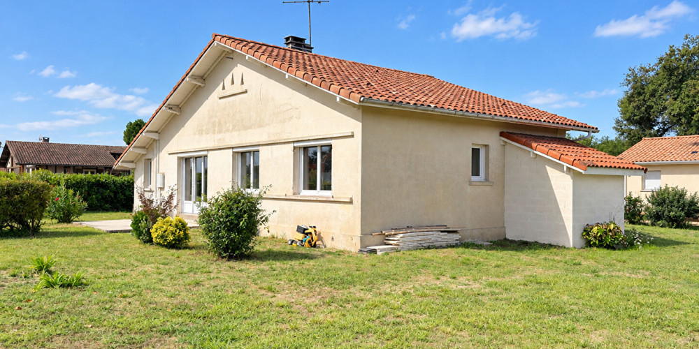 maison à ST YAGUEN (40400)