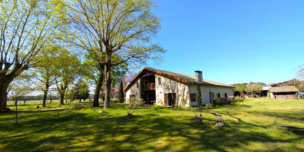 maison à MONT DE MARSAN (40000)