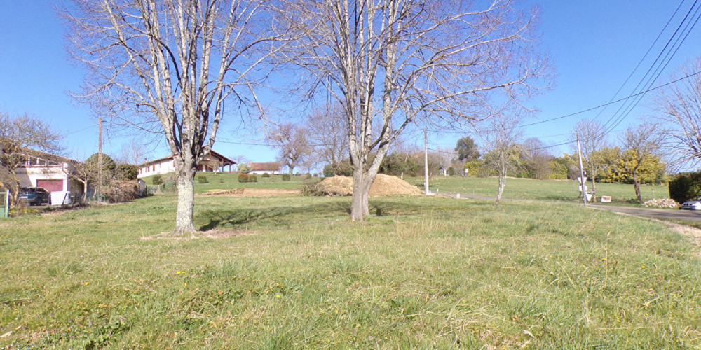 terrain à HAGETMAU (40700)