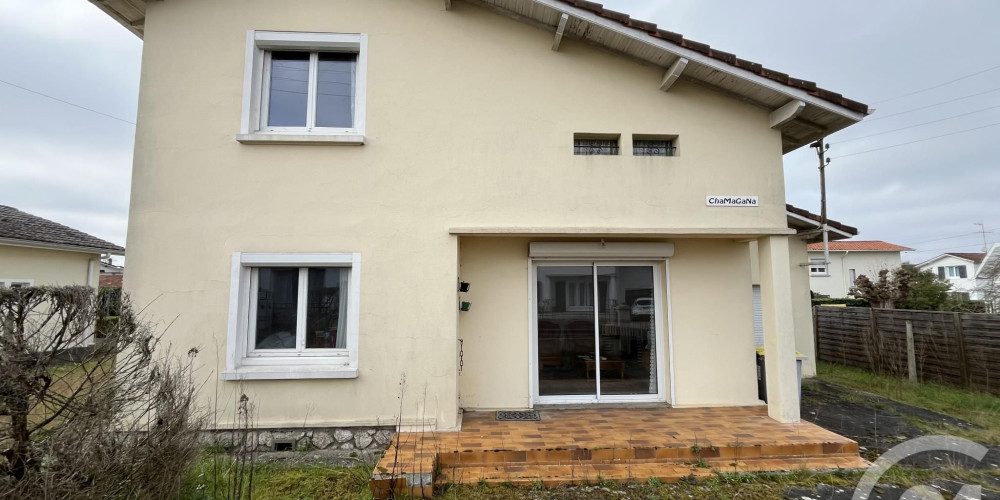 maison à MONT DE MARSAN (40000)
