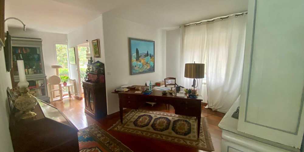 maison à ST PIERRE DU MONT (40280)