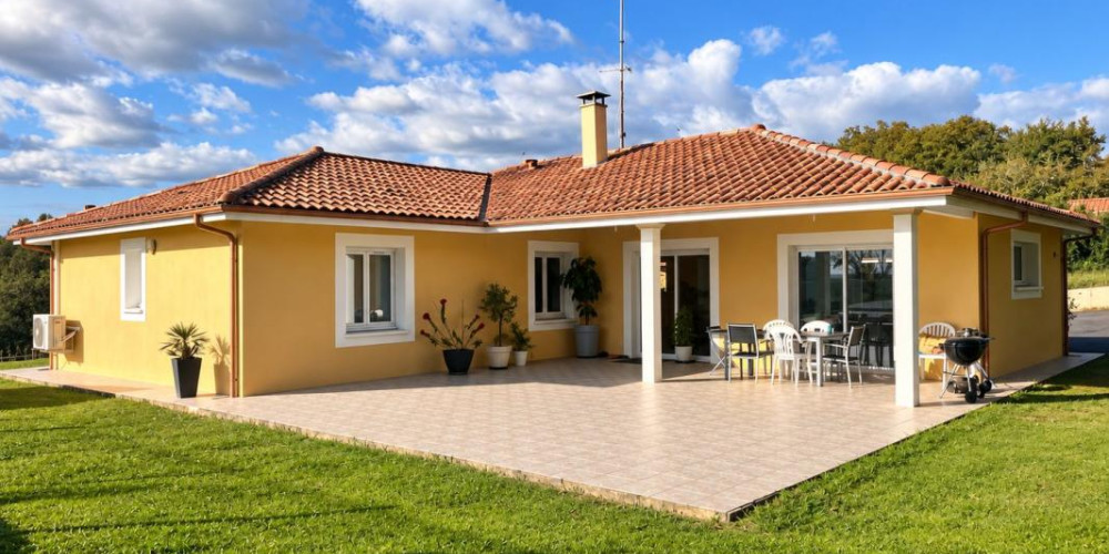 maison à LABATUT (40300)
