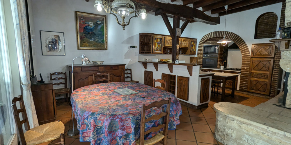 maison à ST SEVER (40500)