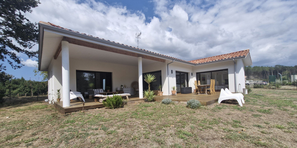 maison à VIELLE ST GIRONS (40560)