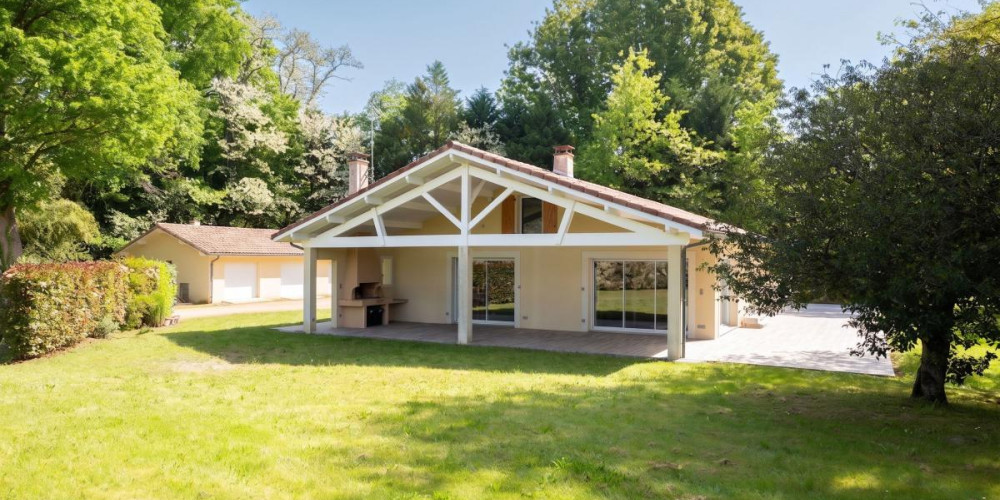 maison à ST PERDON (40090)