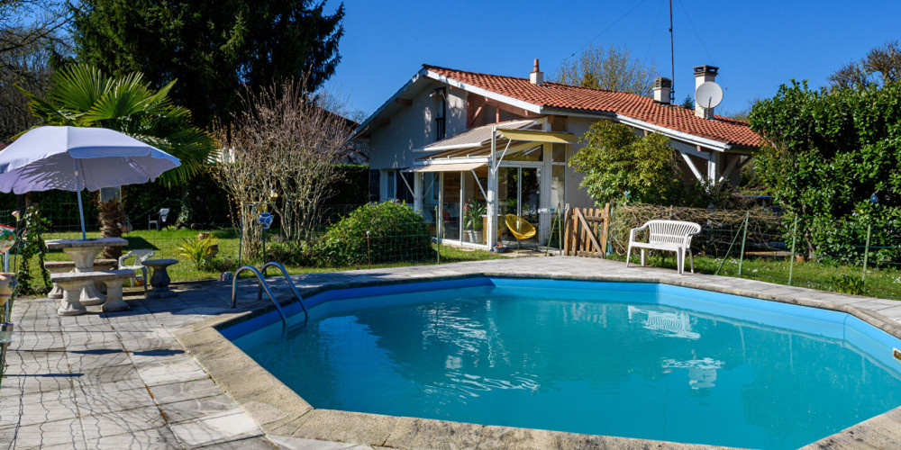 maison à MAZEROLLES (40090)