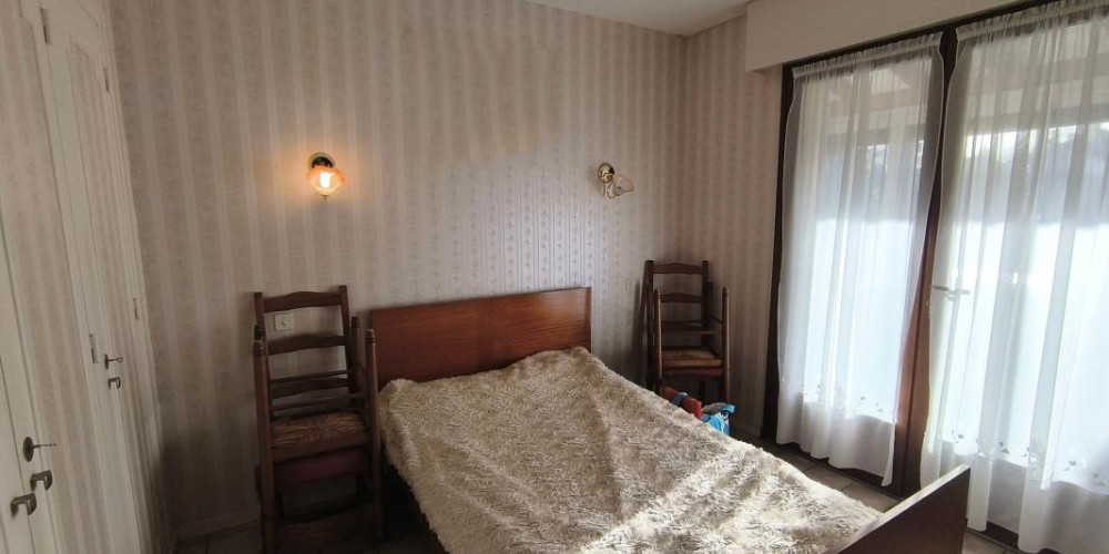maison à ST PIERRE DU MONT (40280)