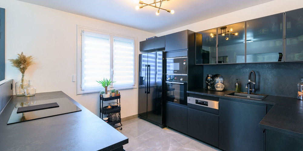 maison à ST PIERRE DU MONT (40280)