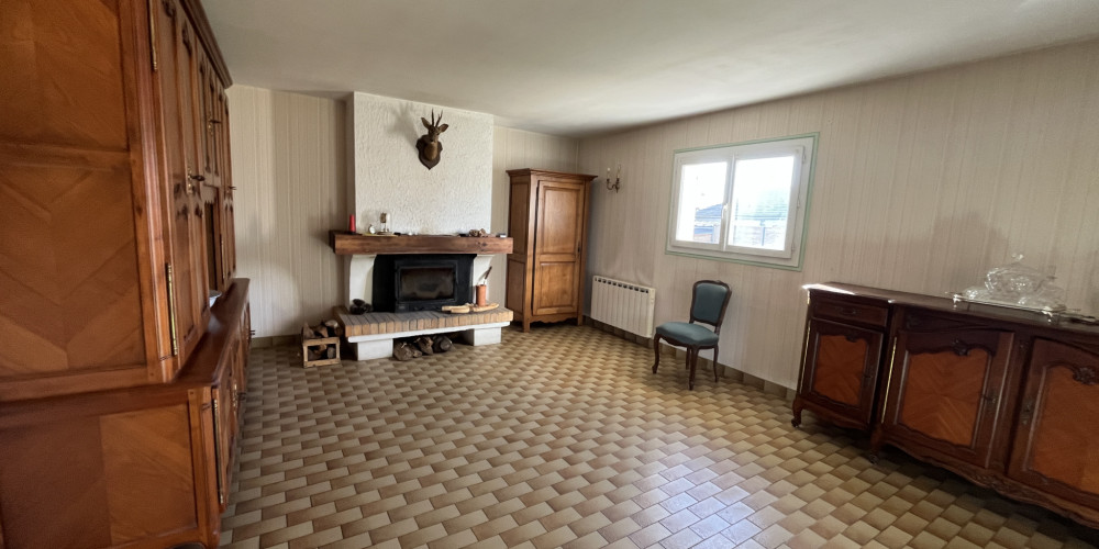 maison à ONESSE LAHARIE (40110)