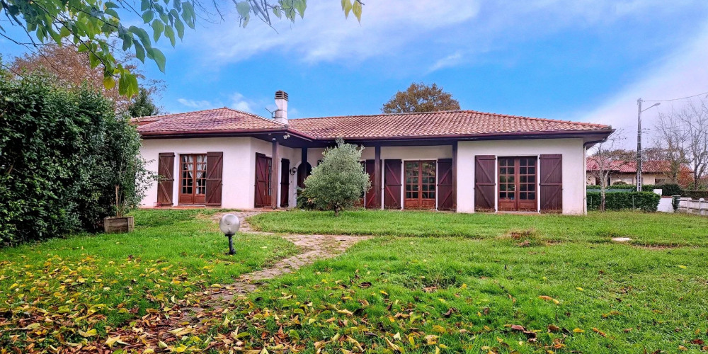 maison à OEYRELUY (40180)