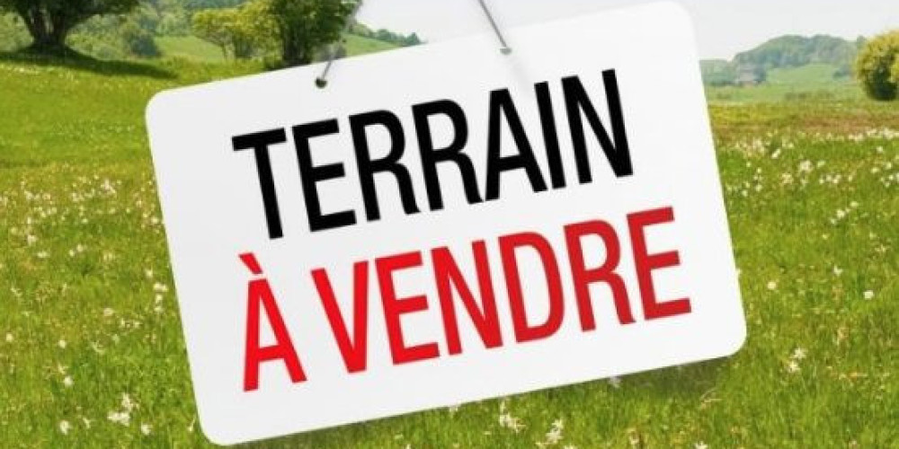 terrain à BIAUDOS (40390)