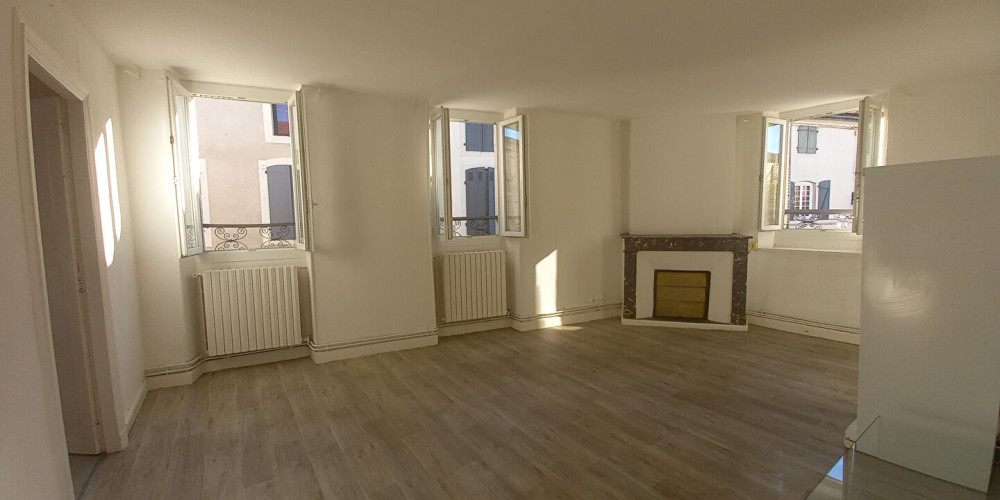 appartement à AMOU (40330)