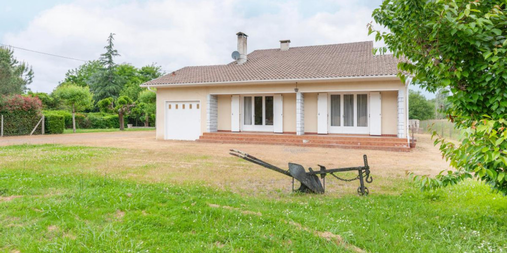 maison à ST SEVER (40500)