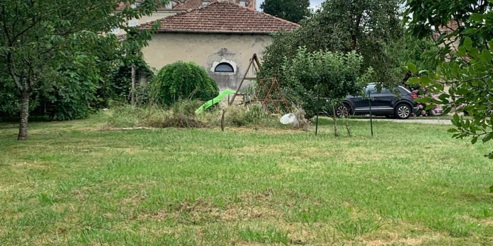 terrain à ST SEVER (40500)