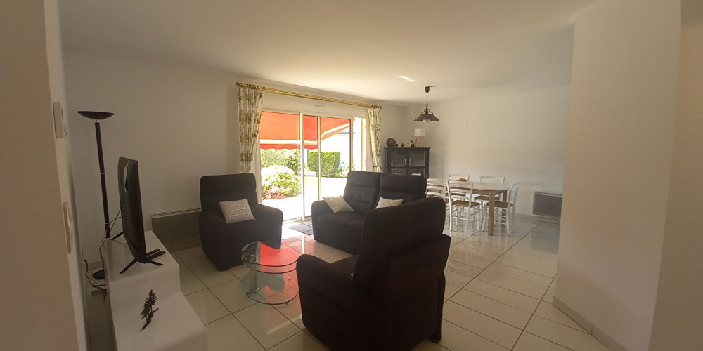 maison à AMOU (40330)