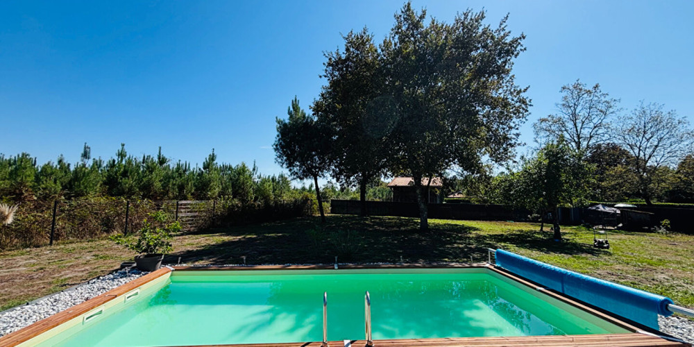 maison à ST YAGUEN (40400)