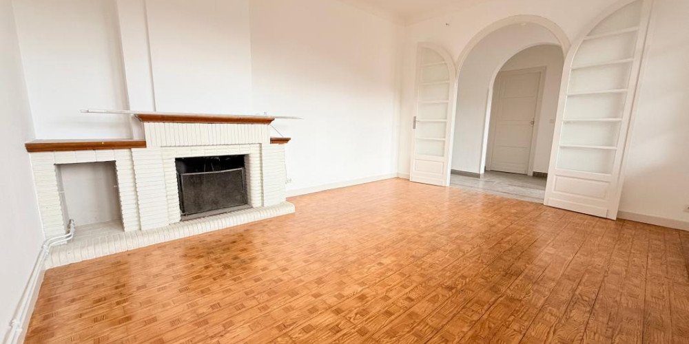 immeuble à AIRE SUR L ADOUR (40800)