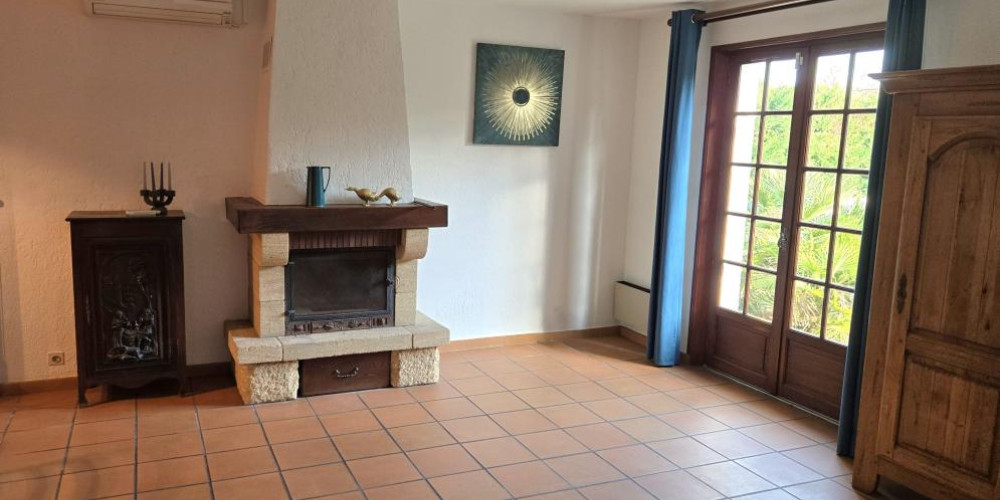 maison à ST PIERRE DU MONT (40280)