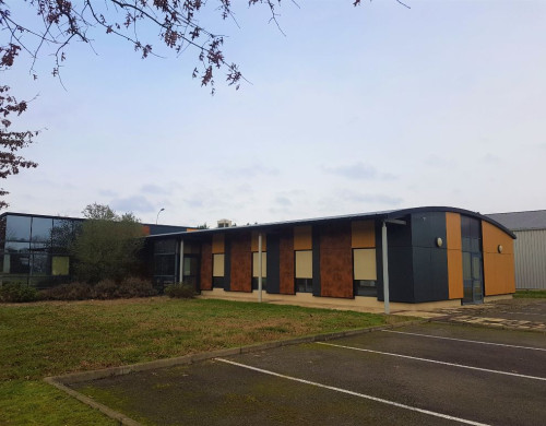 local commercial  AIRE SUR L ADOUR