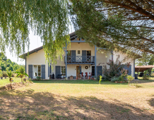 maison  ROQUEFORT