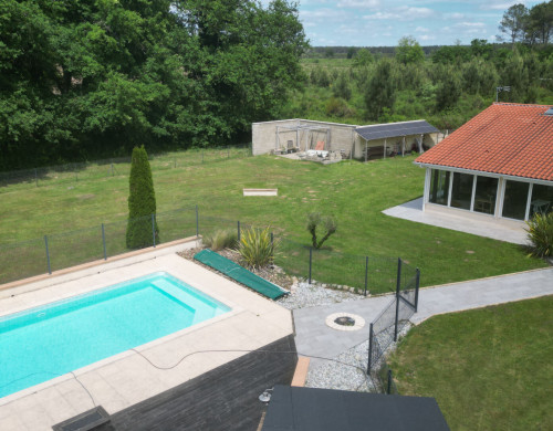 maison  ROQUEFORT