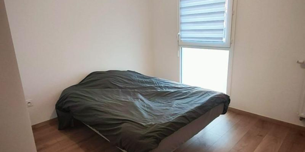 appartement à ST PIERRE DU MONT (40280)