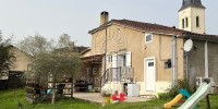 maison à MOMUY (40700)