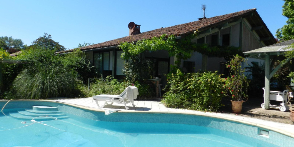 maison à MONT DE MARSAN (40000)