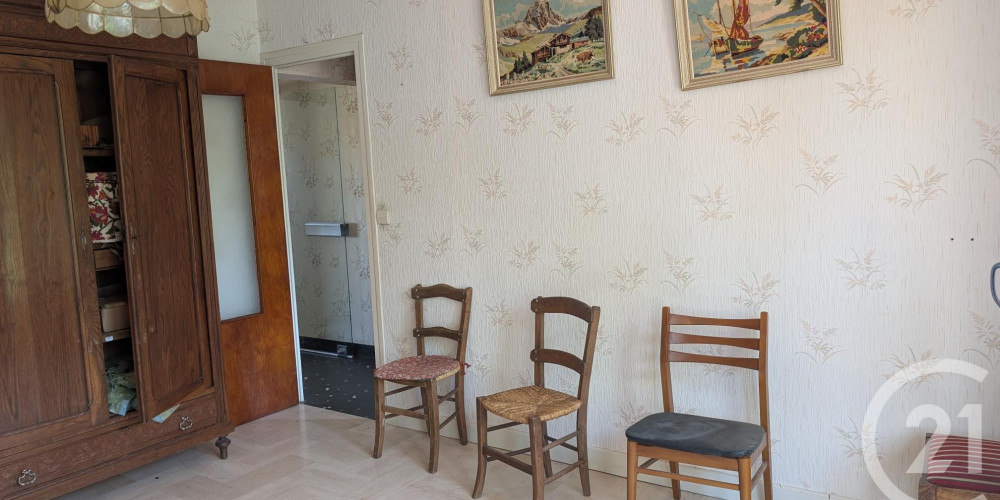 maison à ST PIERRE DU MONT (40280)