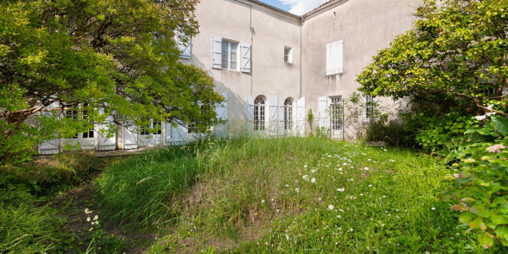 maison à ST SEVER (40500)