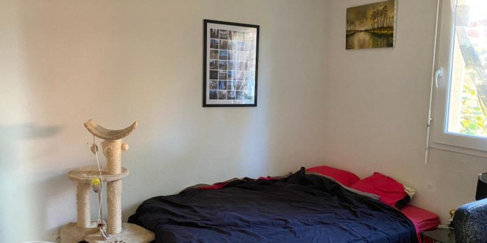 appartement à ST PIERRE DU MONT (40280)