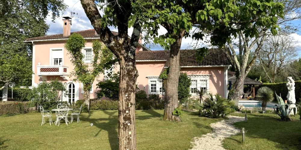 maison à ROQUEFORT (40120)