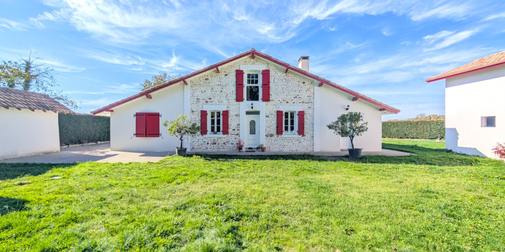 maison à MONT DE MARSAN (40000)