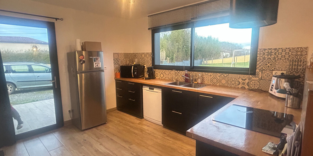 maison à CASTEL SARRAZIN (40330)