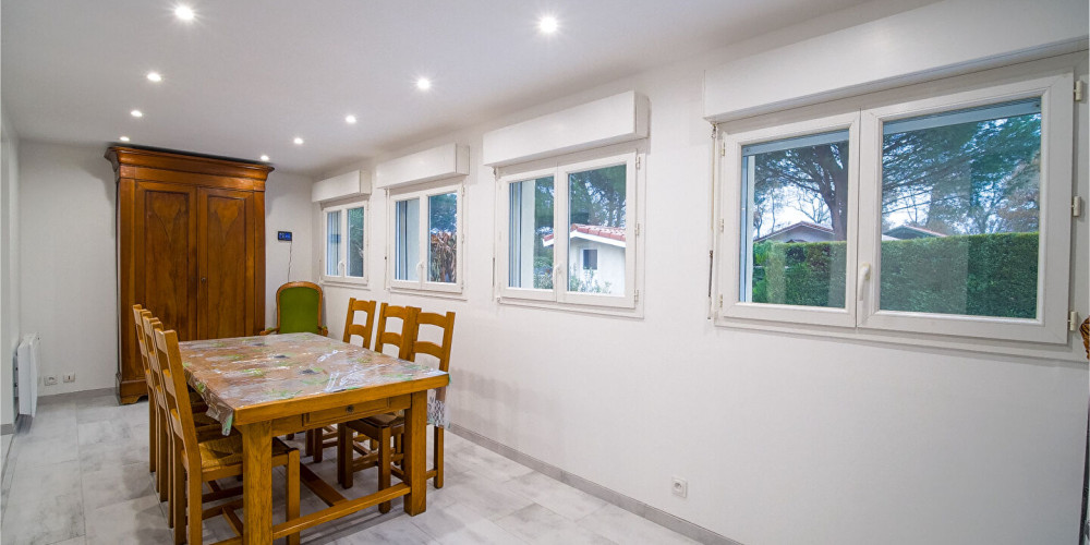 maison à YCHOUX (40160)