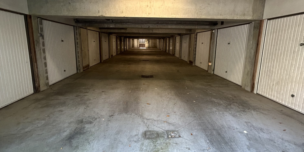 parking à CAPBRETON (40130)
