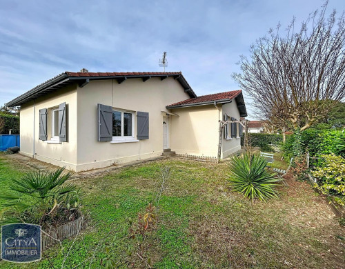 maison  ST PIERRE DU MONT