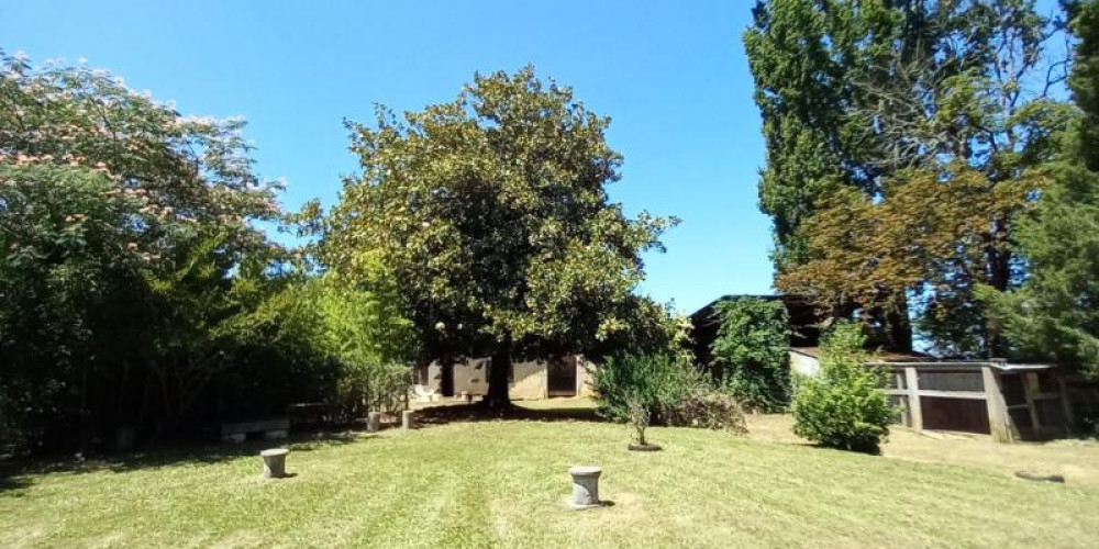 maison à TILH (40360)