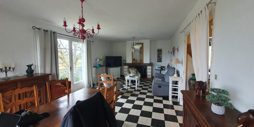 maison à ST LOUBOUER (40320)